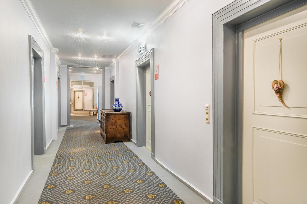Kaiserworth Hotel 3*