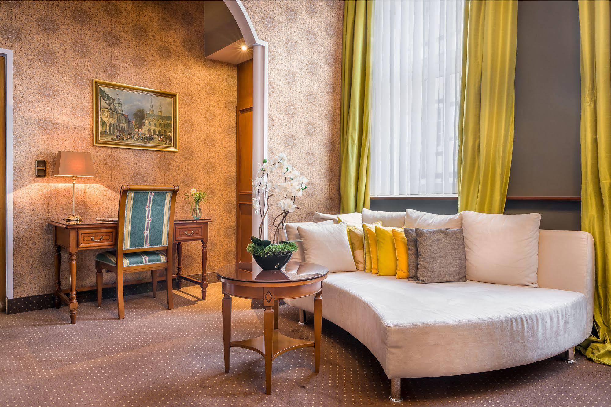 Kaiserworth Hotel